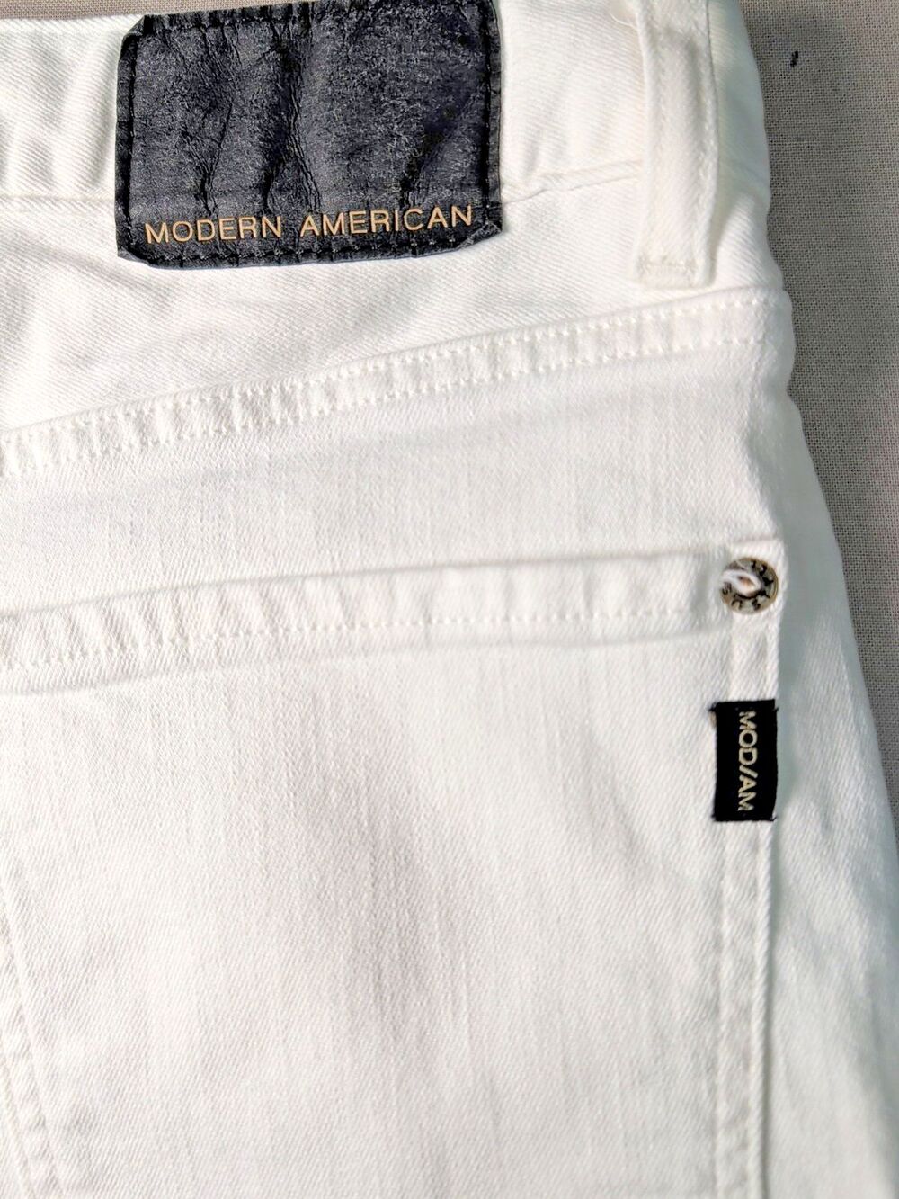 Modern American Savannah Women's High Waist Wide Leg Jeans White Size 29 - Picture 9 of 15